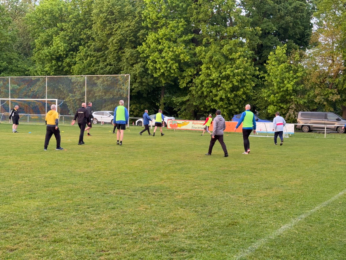 HFV zu Gast in Staden: Gehfußball startet mit offiziellem Auftakt