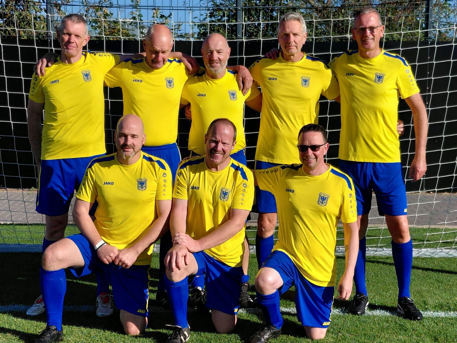 Gruppenfoto der Gehfußball-Mannschaft SV Teutonia Staden